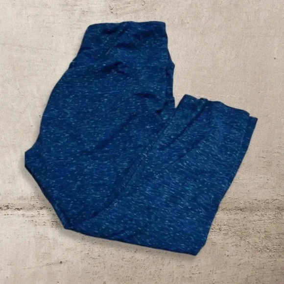 Balance Collection Capri Leggings - Picture 1 of 3